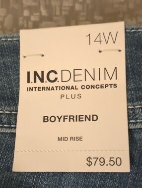INC International Concepts Cropped Boyfriend Jeans in Blue. Super 🥰 Cute
